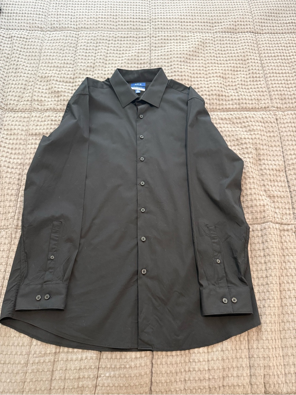 Men's Black Button-Down Dress Shirt